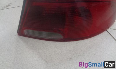 Фонарь задний наружный правый от Dodge Stratus 2000-2006