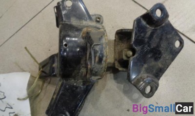 Опора двигателя правая от Hyundai Elantra HD 2006-2011