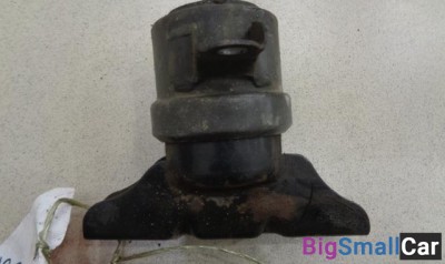 Опора двигателя правая от Ford Escape 2000-2006