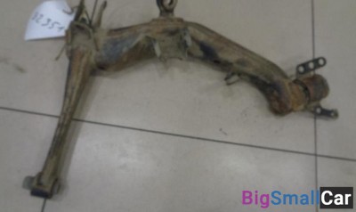 Рычаг задний нижний левый от Toyota Avensis 2 2003-2009