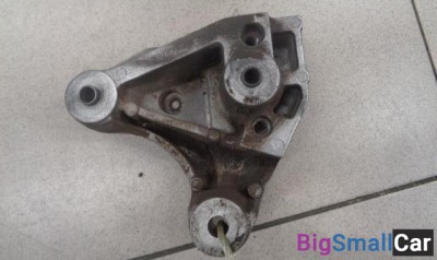 Кронштейн опоры МКПП от Citroen C-Elysee 2012