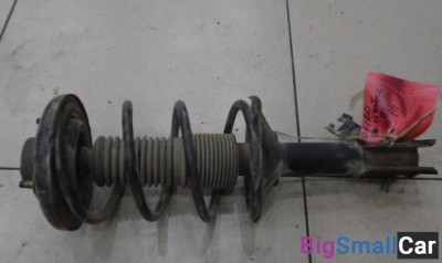 Амортизатор передний правый от Nissan Cefiro 2 1994-2000