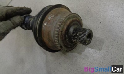Полуось передняя левая от Audi A6 C5 1997-2004