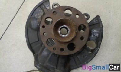 Кулак поворотный передний левый от Mercedes-Benz A-klass W168 1997-2004