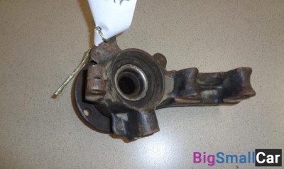 Кулак поворотный передний правый от Audi 80 B3 1986-1991