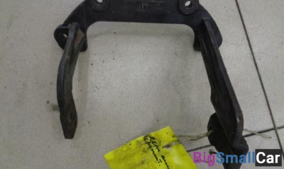 Кронштейн опоры МКПП от Chery Amulet A15 2006-2012