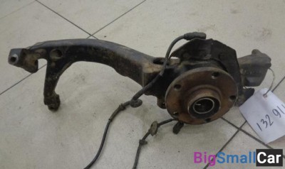 Кулак поворотный передний левый от Audi 80 B3 1986-1991