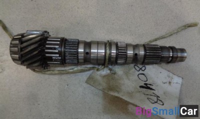 Вал КПП вторичный от Nissan Sunny N14 1990-1995