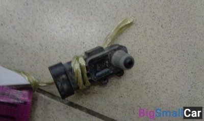 Датчик давления топлива от Cadillac SRX 2003-2009