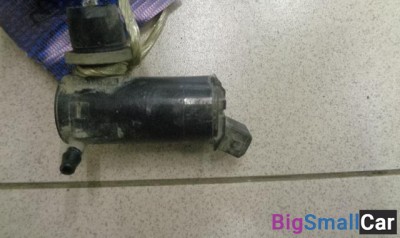 Насос омывателя от Volvo S40 1995-2004