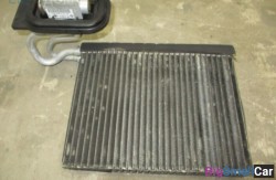 Испаритель (64 Отопления и кондиционирования) 64119281416